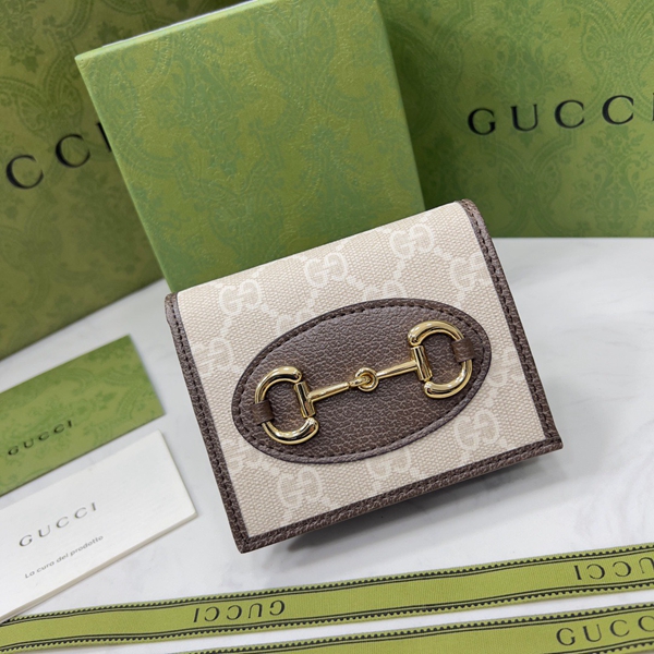 グッチ財布コピー正面デザイン